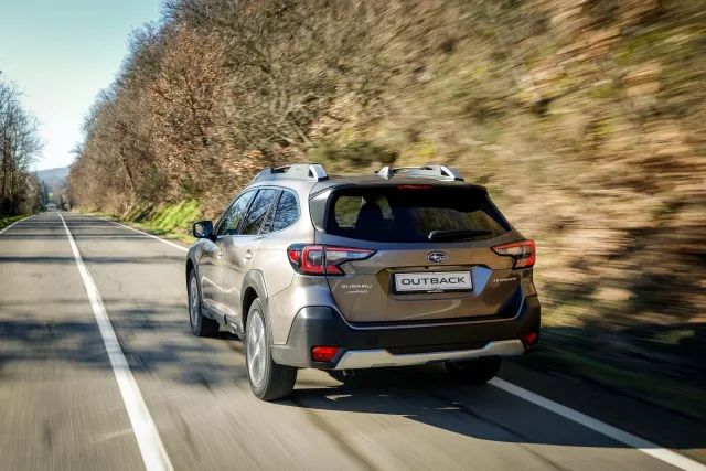 Subaru Outback 2.5 AT Touring — 10