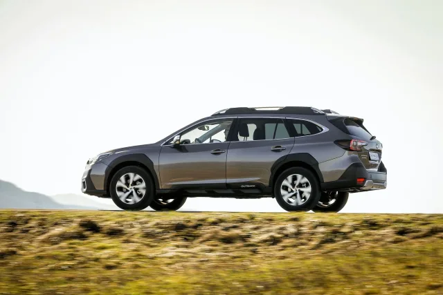 Subaru Outback 2.5 AT Touring — 18