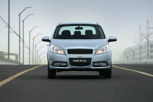 Chevrolet Nexia sedan — 7