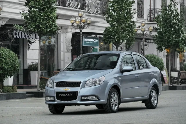 Chevrolet Nexia sedan — 10
