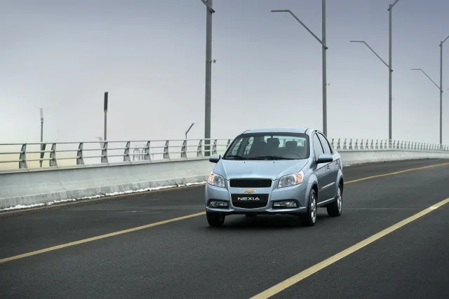 Chevrolet Nexia sedan — 11