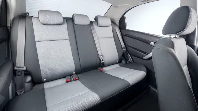 Chevrolet Nexia sedan — 16