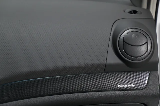 Chevrolet Nexia sedan — 22