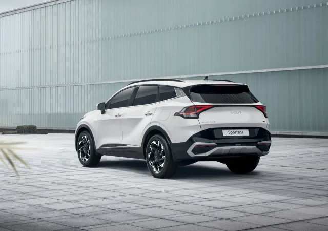 KIA Sportage 2022 crossover — 2