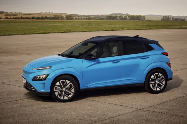 Hyundai Kona Electric кросовер — 4