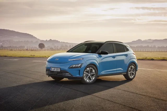 Hyundai Kona Electric кросовер — 9