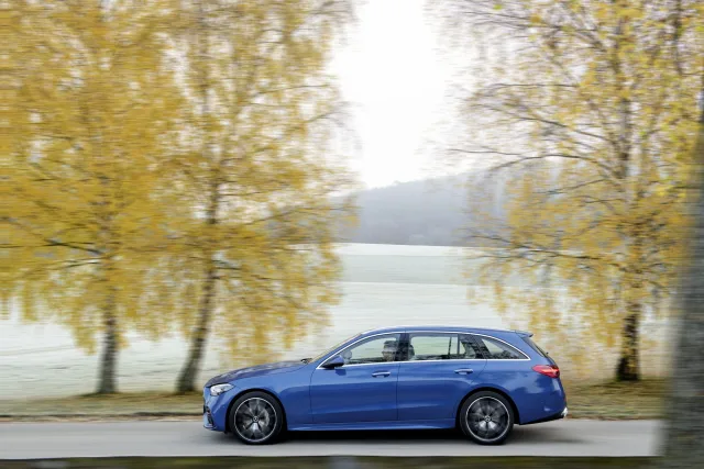 Mercedes-Benz C-Class Estate S206 універсал — 5