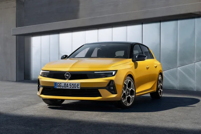 Opel Astra L (Опель Астра) хэтчбек — 9