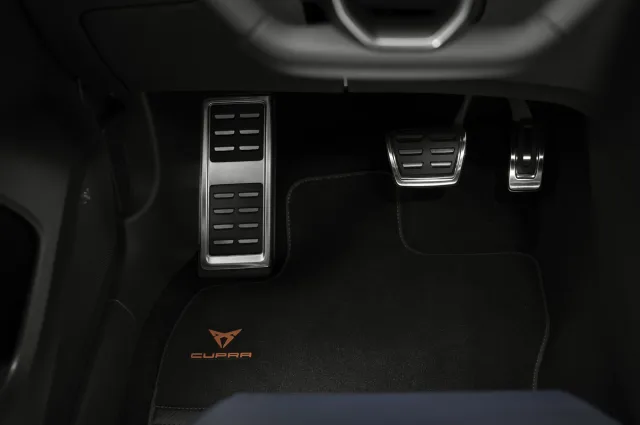 Cupra Ateca кросовер — 10