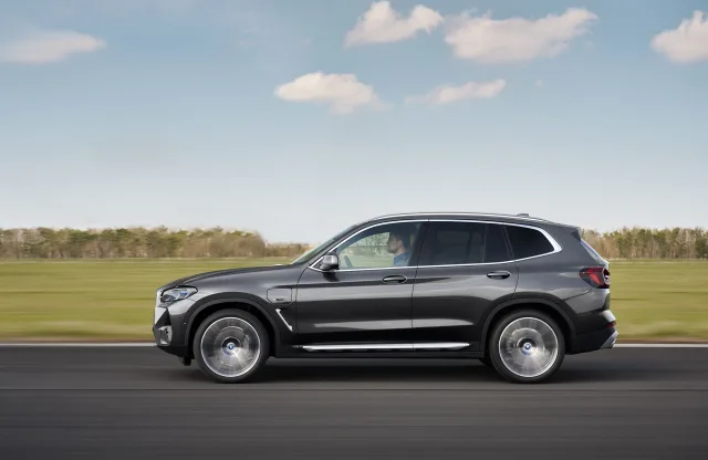 BMW X3 2021 (БМВ Икс 3) кроссовер — 2