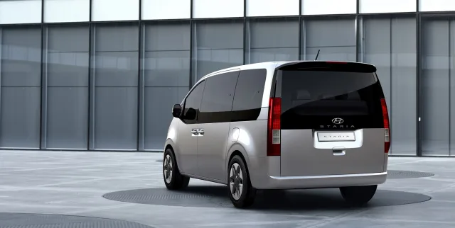 Hyundai Staria мінівен — 6