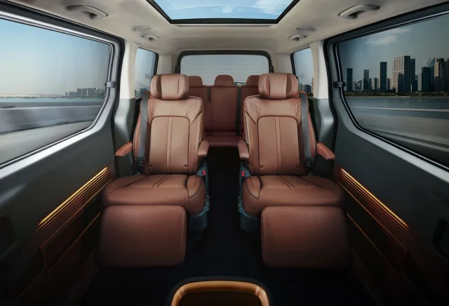 Hyundai Staria мінівен — 23
