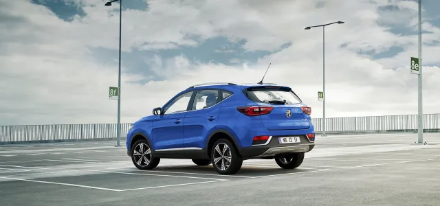 MG ZS EV AT LUX — 6