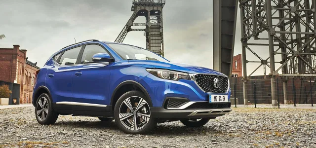 MG ZS EV AT LUX — 9