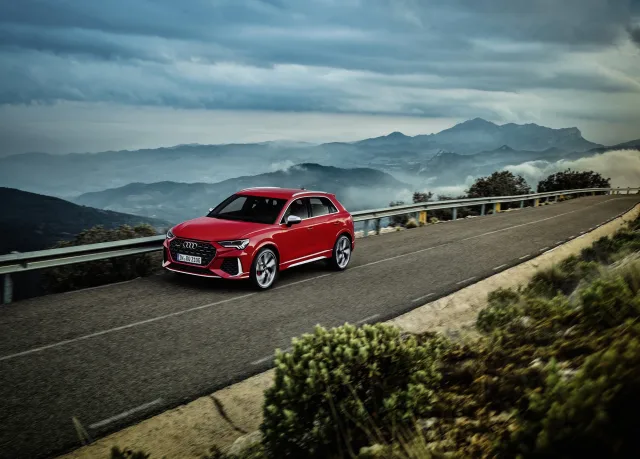 Audi RS Q3 crossover — 5