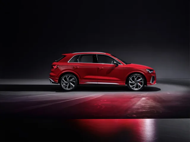 Audi RS Q3 crossover — 7