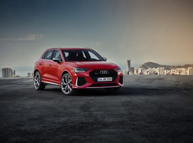 Audi RS Q3 crossover — 9