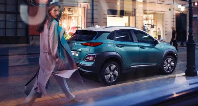 Hyundai Kona Electric 2018 кросовер — 4