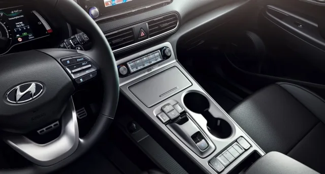 Hyundai Kona Electric 2018 кросовер — 18