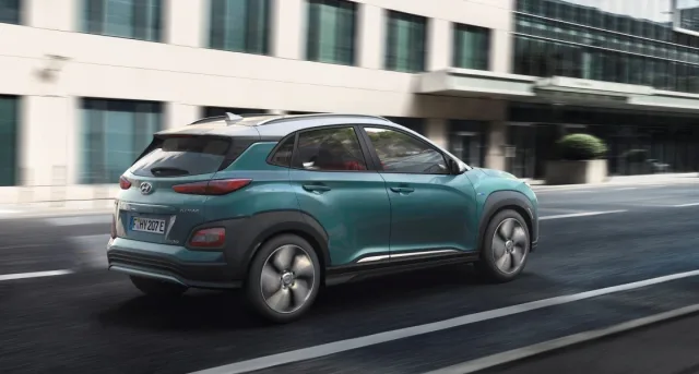 Hyundai Kona Electric 2018 кросовер — 10