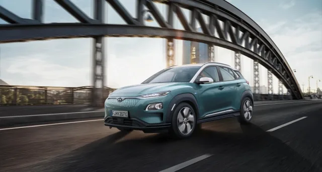 Hyundai Kona Electric 2018 кросовер — 12