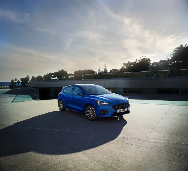 Ford Focus 1.5 AT Active — 4