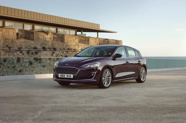 Ford Focus 1.5 AT Active — 6