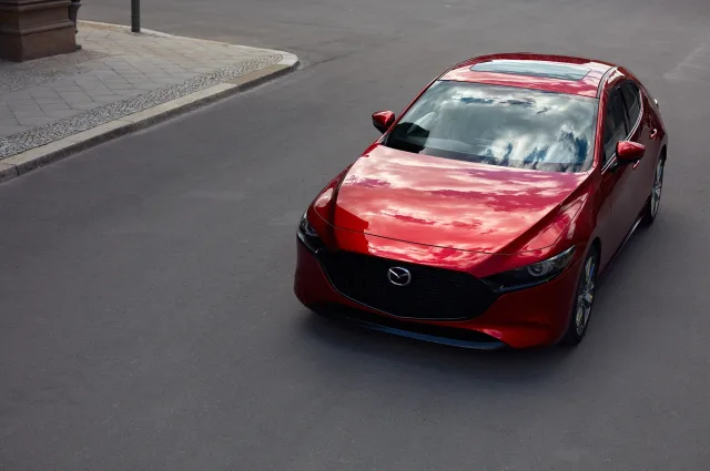 Mazda 3 2.0 AT Exclusive — 7