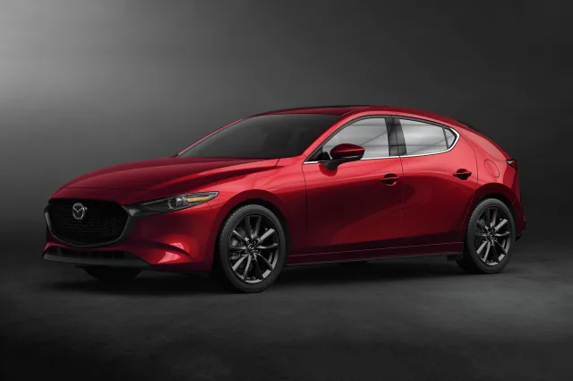 Mazda 3 2.0 AT Exclusive — 8