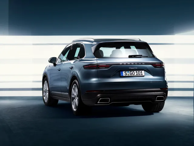 Porsche Cayenne (Порше Кайен) кроссовер — 10
