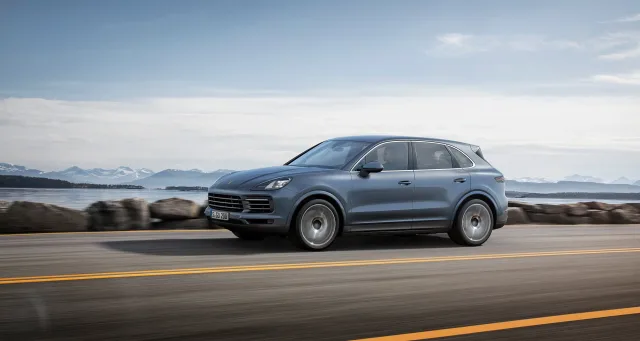 Porsche Cayenne (Порше Кайен) кроссовер — 20