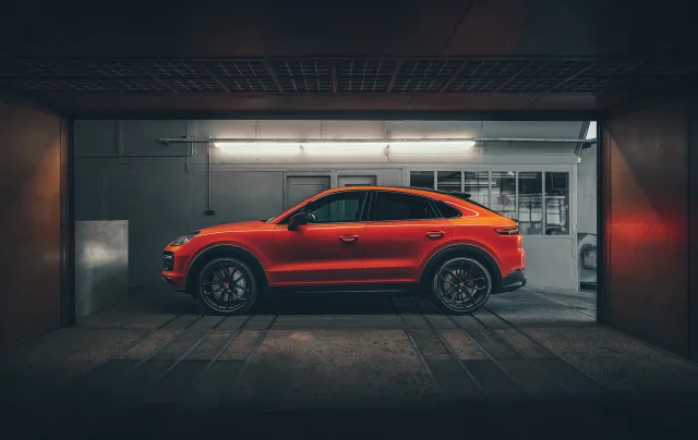 Porsche Cayenne Coupe crossover — 7