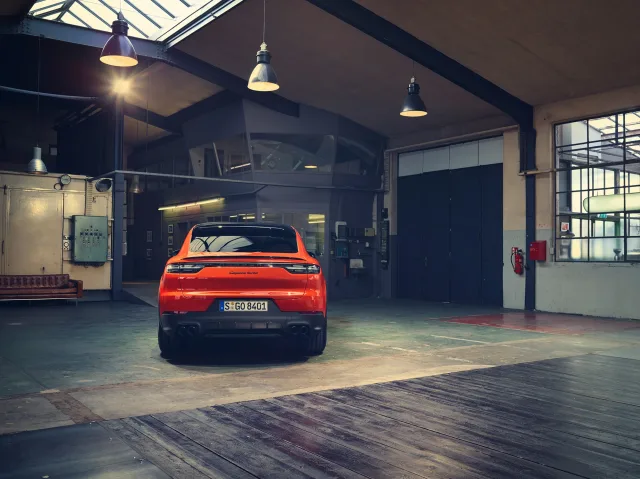 Porsche Cayenne Coupe crossover — 17
