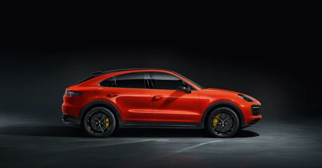 Porsche Cayenne Coupe crossover — 23