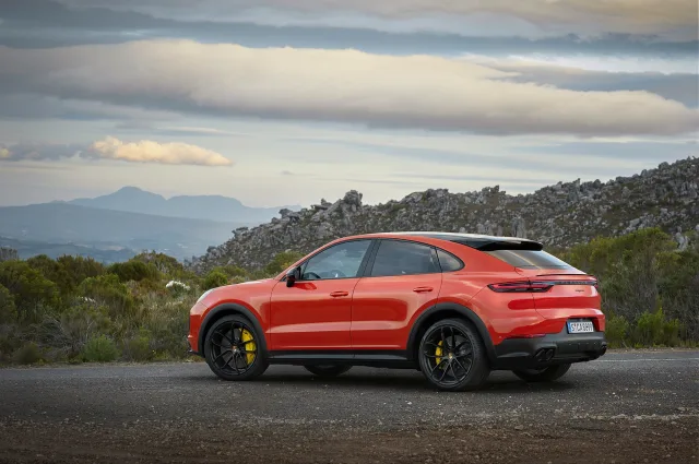 Porsche Cayenne Coupe crossover — 24