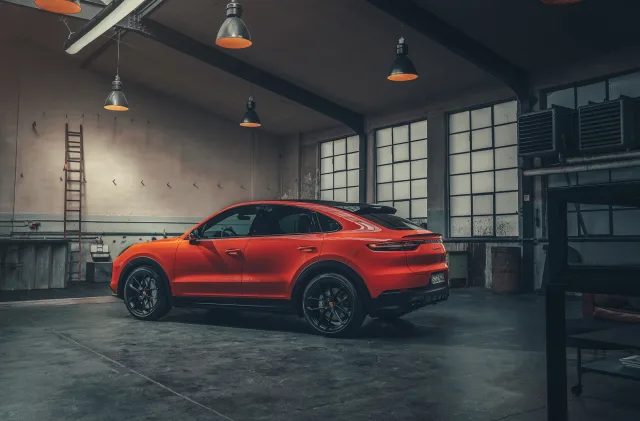 Porsche Cayenne Coupe crossover — 25