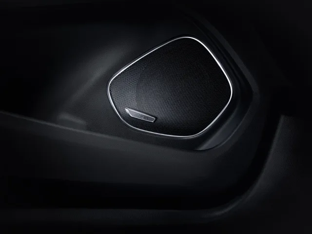 Opel Grandland X (Опель Грандленд Икс) кроссовер — 3