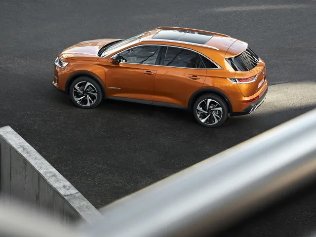 DS 7 Crossback кросовер — 6