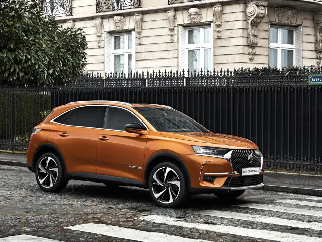DS 7 Crossback кросовер — 9