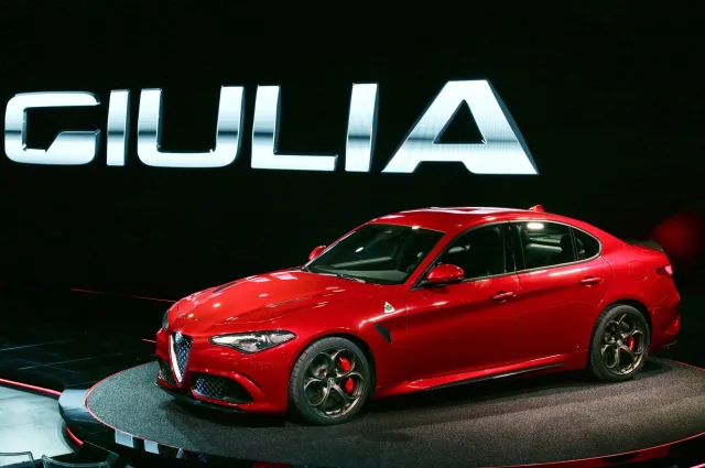 Alfa Romeo Giulia (Альфа Ромео Джулиа) седан — 2
