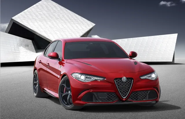 Alfa Romeo Giulia (Альфа Ромео Джулиа) седан — 4