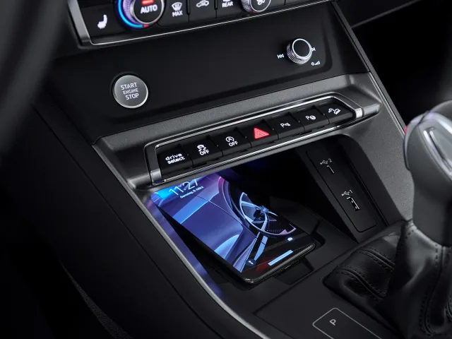 Audi Q3 Sportback кроссовер — 23