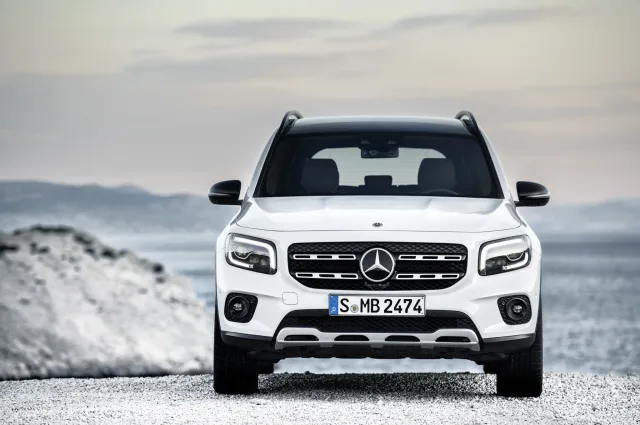 Mercedes-Benz GLB 180d AT — 2