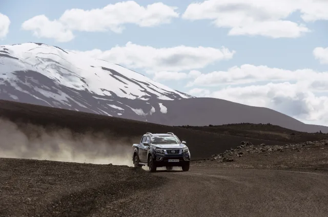 Nissan Navara 2019 pickup — 6