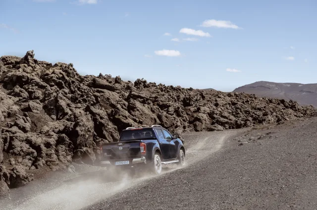 Nissan Navara 2019 pickup — 11