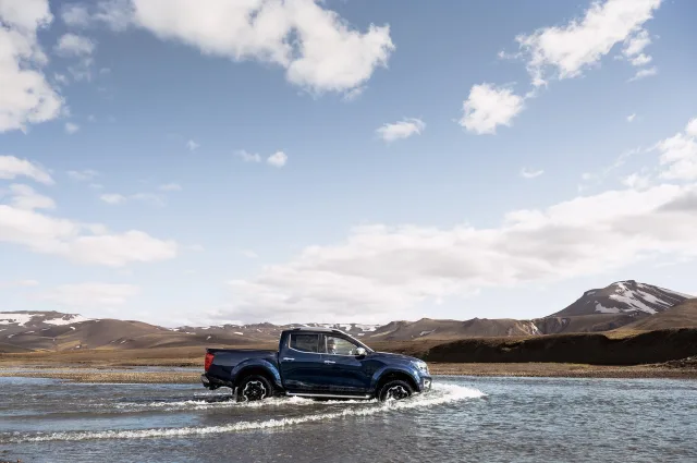 Nissan Navara 2019 pickup — 13