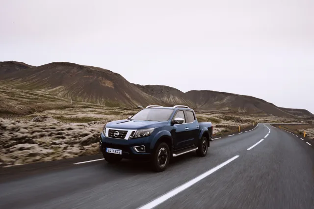 Nissan Navara 2019 pickup — 15