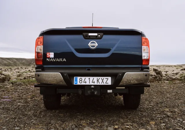 Nissan Navara 2019 pickup — 18