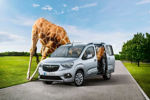 Opel Combo Life (Опель Комбо Лайф) микровэн — 3
