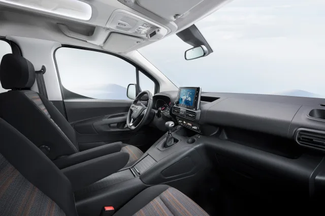Opel Combo Life (Опель Комбо Лайф) микровэн — 9